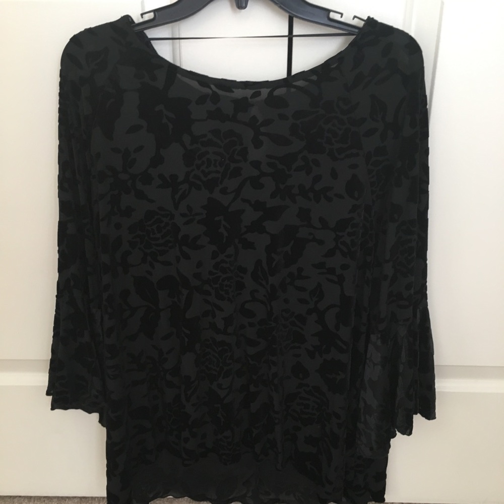 Mid-arm length velvet classy shirt